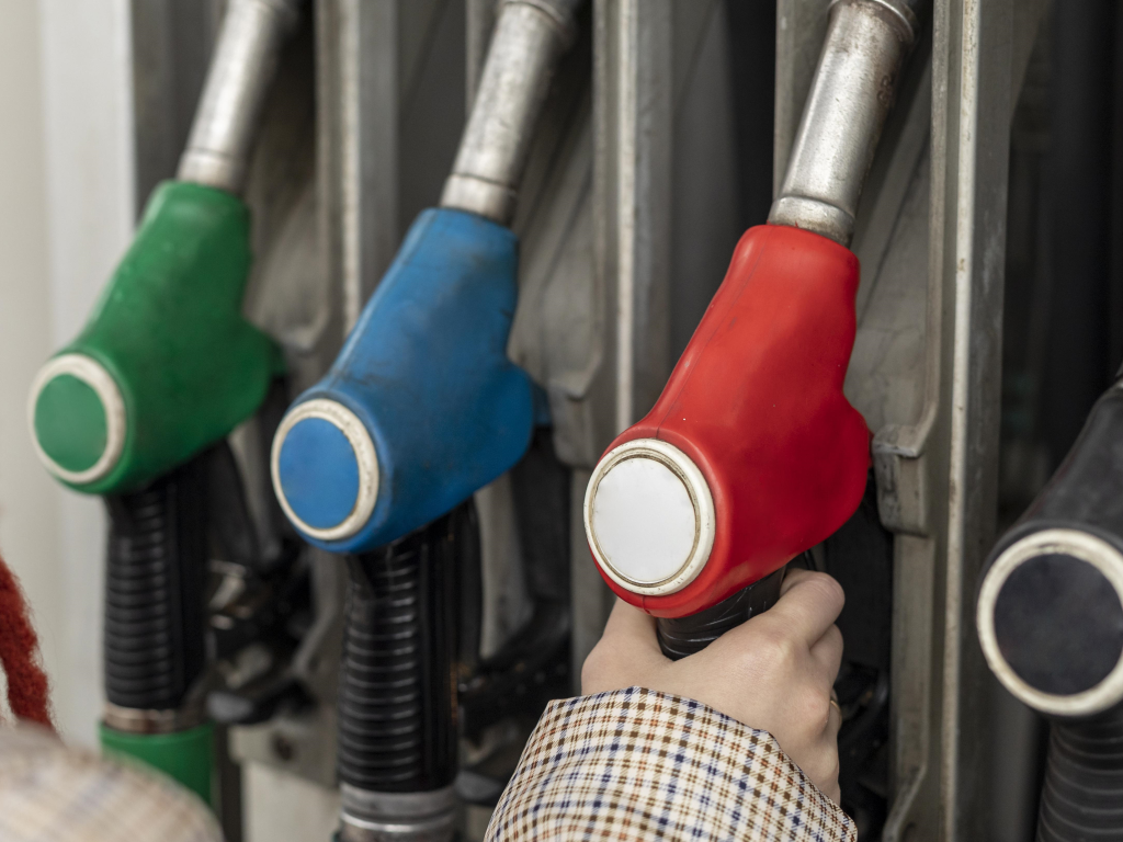 Tankstelle Mindestquote für Wasserstoff und eFuels im Verkehr